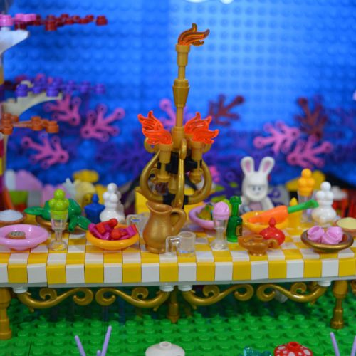 Alice In Wonderland Lego Build